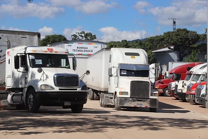 Inicia traslado masivo de material electoral hacia Yoro